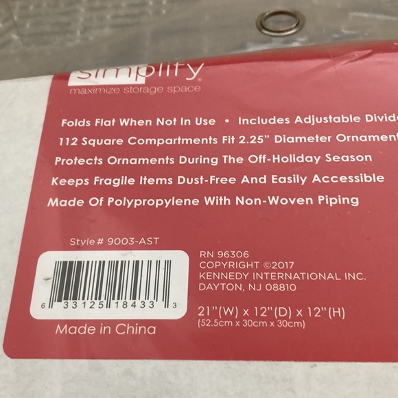 Simplify 112 count ornament storage tote - Picture 4 of 4